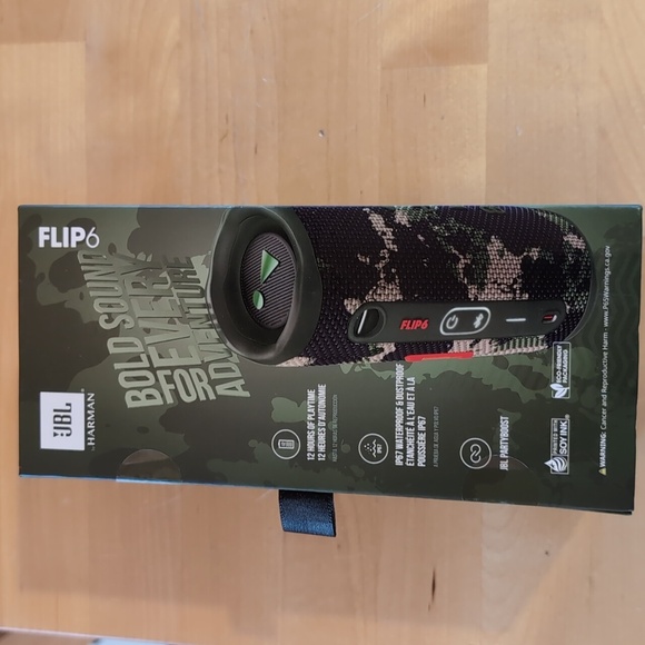 JBL Flip 6 Harmon Blue Tooth Green Camo Bluetooth Speaker,New In Box. - Picture 3 of 4